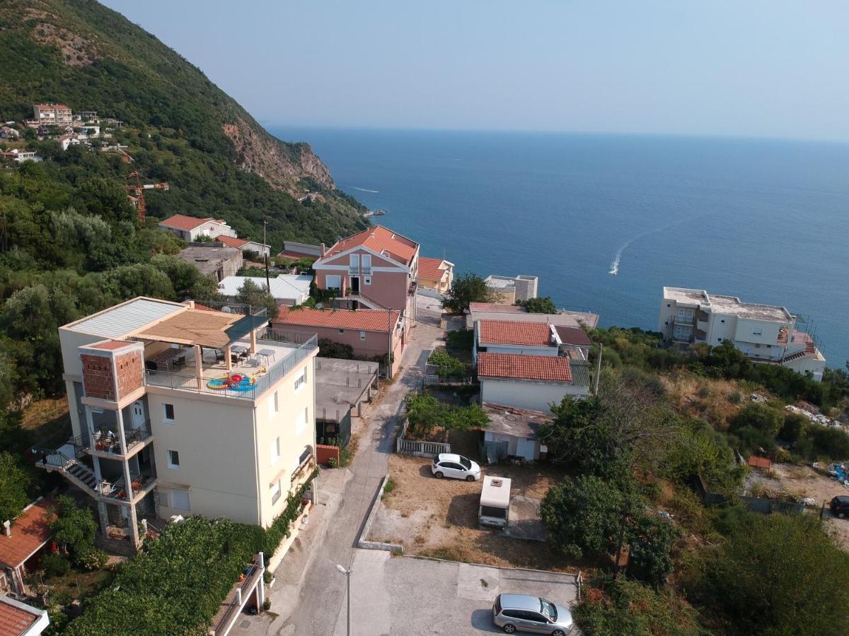 Montenegrina 布德瓦
